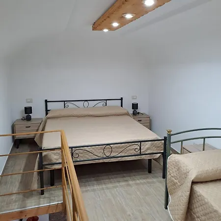 Antica Resina Vesuvio فندق مبيت وإفطار إيركولانو